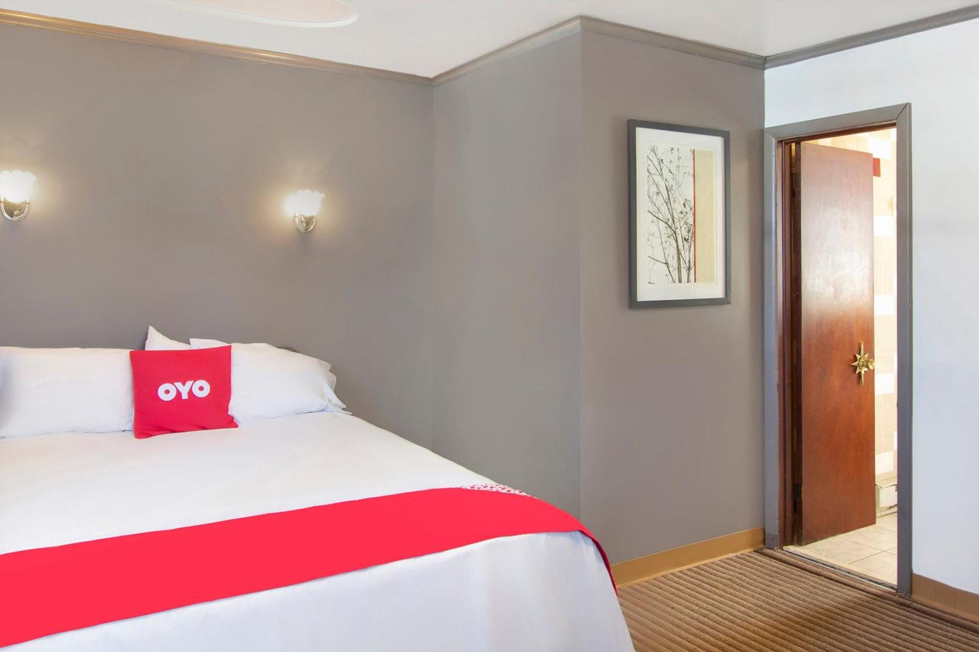 Oyo Hotel Wilkes-Barre East Extérieur photo